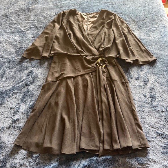 Alex Marie Dresses & Skirts - Alex Marie Black Flutter Sleeve Wrap Style Dress Gold Buckle Size 12 - E0095